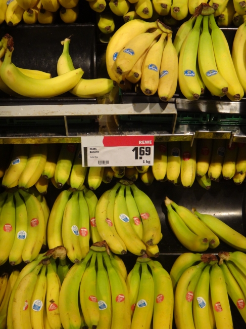 Bananas, @ Rewe Kö Arkaden