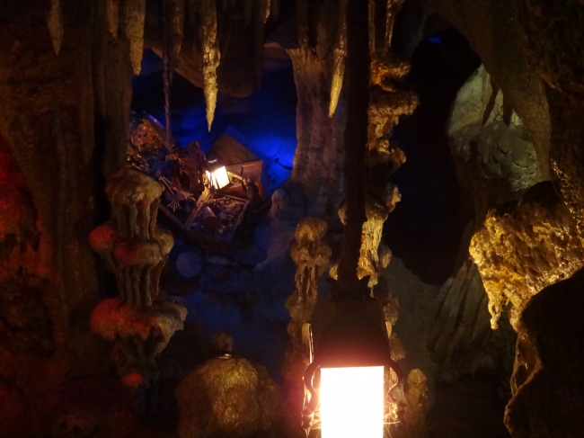 Skull island subterranean cave, 