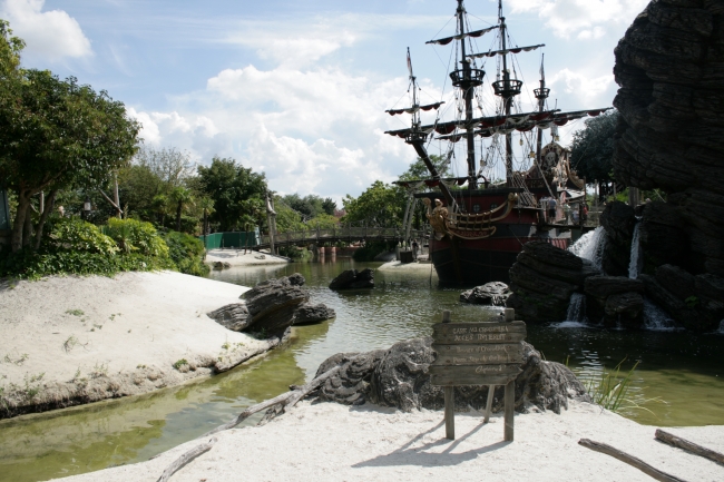 Jolly Roger as seen from the embankment near the POTC, 