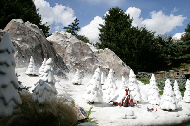 Le Pays des Contes de Fées, snow scene