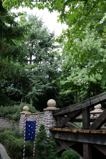 Casey Jr. bridge way detail, 