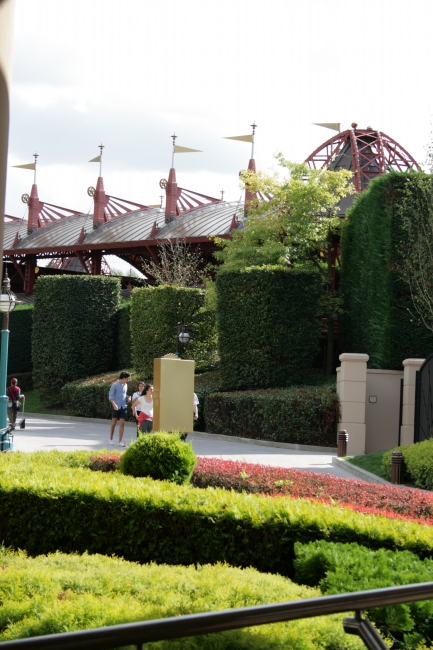 Space Mountain backside walkway, as seen from the Discoverxland Theatre; this is where you stroll when coming from Light Speed Photography, exiting Space Mountain and walking north to Pizza ...