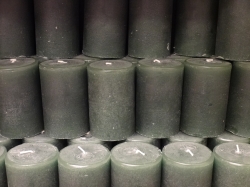 Green-grey candles