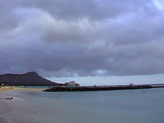 Diamond Head as aseen from Fort De Russy beach park, 360 pan 4